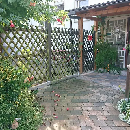 In Laendliche Gegend Zum Verweilen Einlaedt Apartment